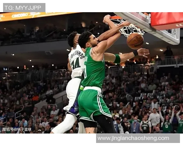 布尔格主场迎战格勒诺布尔双方争夺关键三分的激烈对决