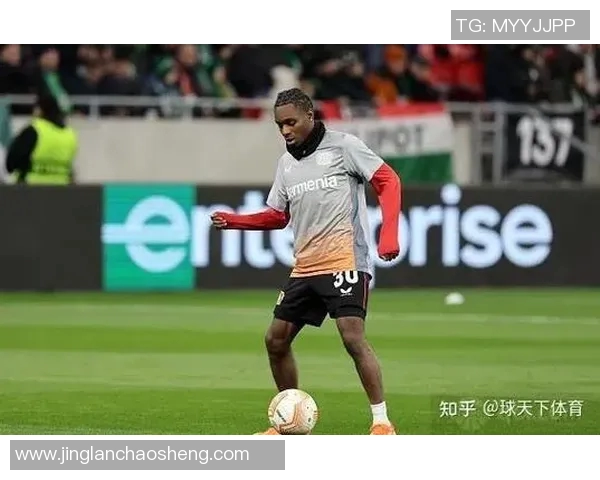 费兰托雷斯：从青训新星到足球世界的璀璨明珠之路